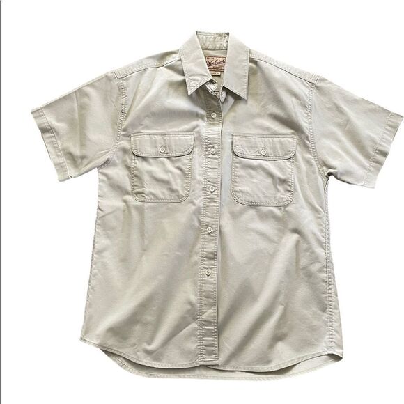 NWOT WOOLRICH Khaki Button Down Shirt Size Medium - Picture 1 of 5
